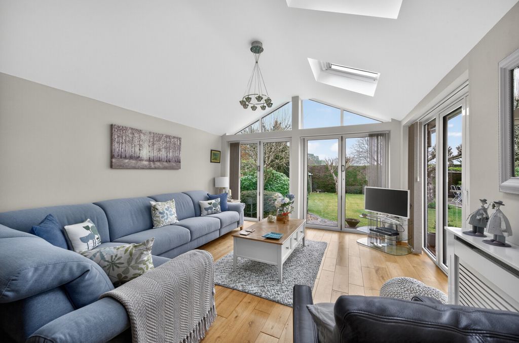 Property photo 2 of 15 1431710-8-69c69c9...