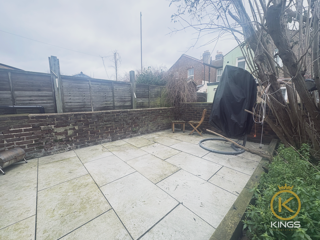 Property photo 3 of 6