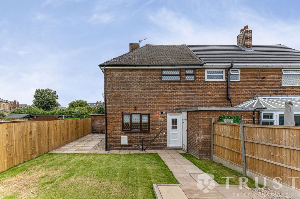 Property photo 1 of 29