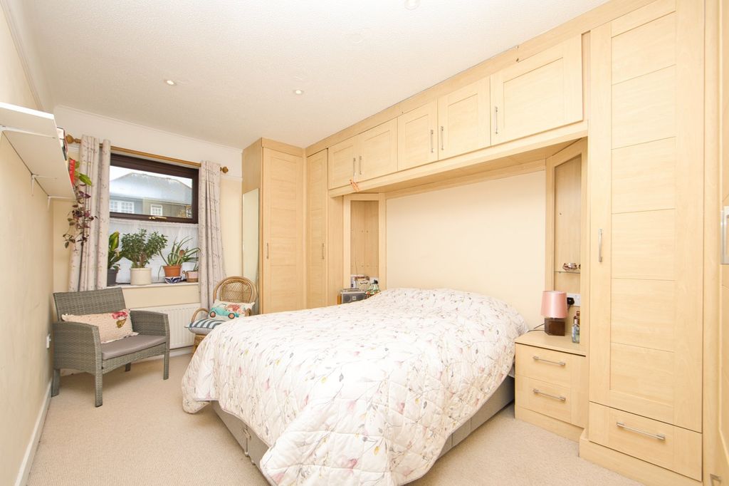 Additional image 9 of 2 bed flat for salePrince William Court, The Marina, Deal, Kent CT14