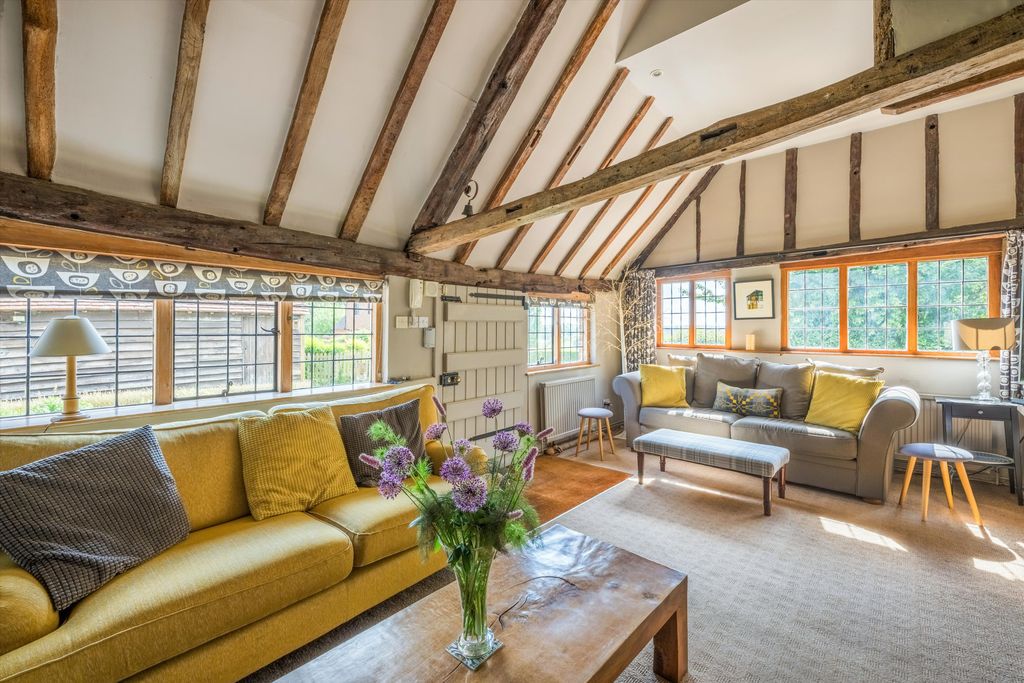 Property photo 3 of 31 Image