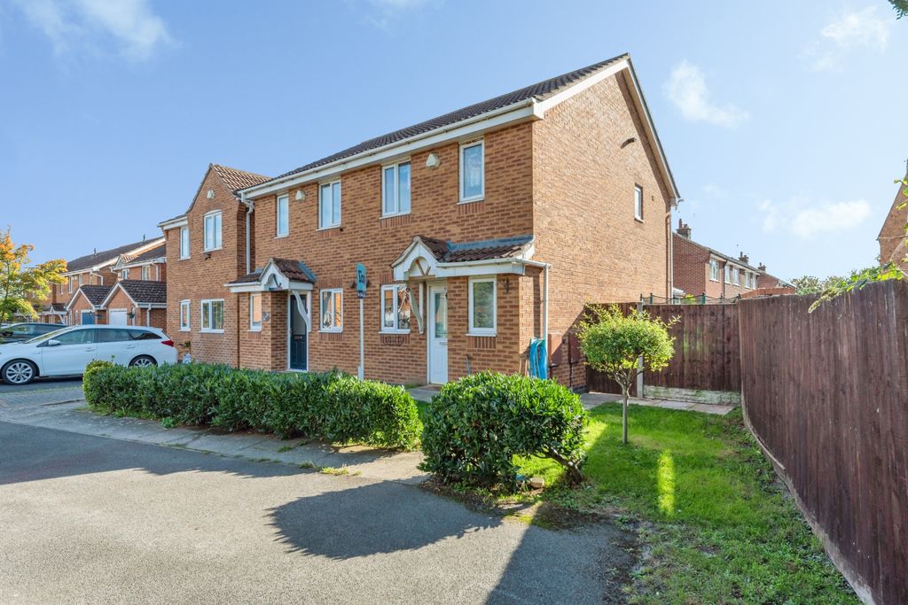 Property photo 1 of 15 49_Broughton_Drive-26