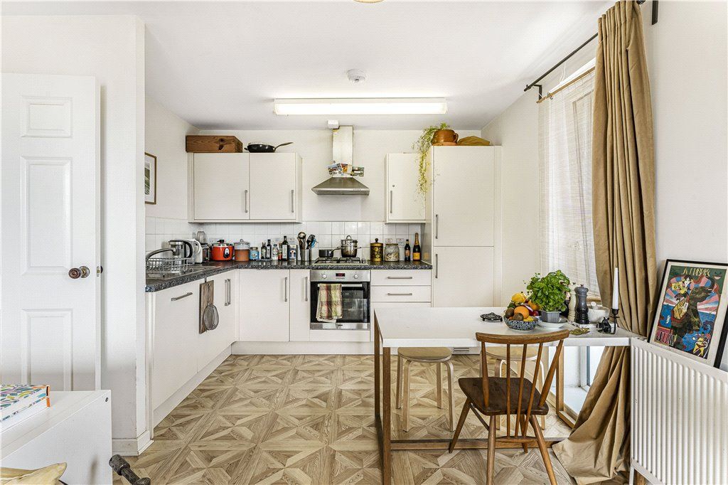 Property photo 3 of 15 Kitchen