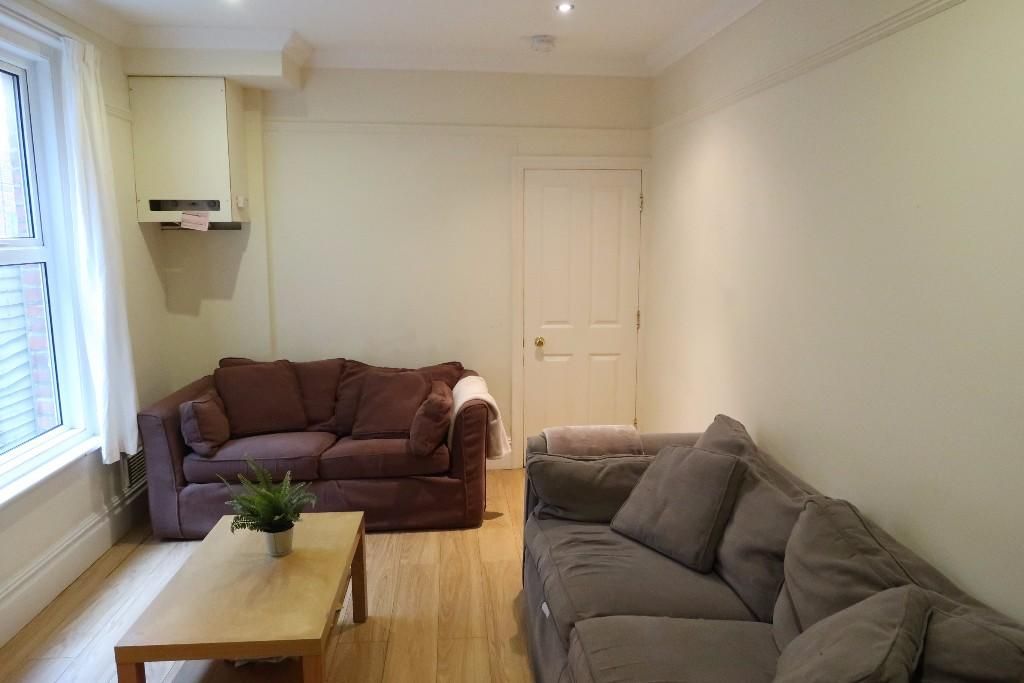 Property photo 3 of 6