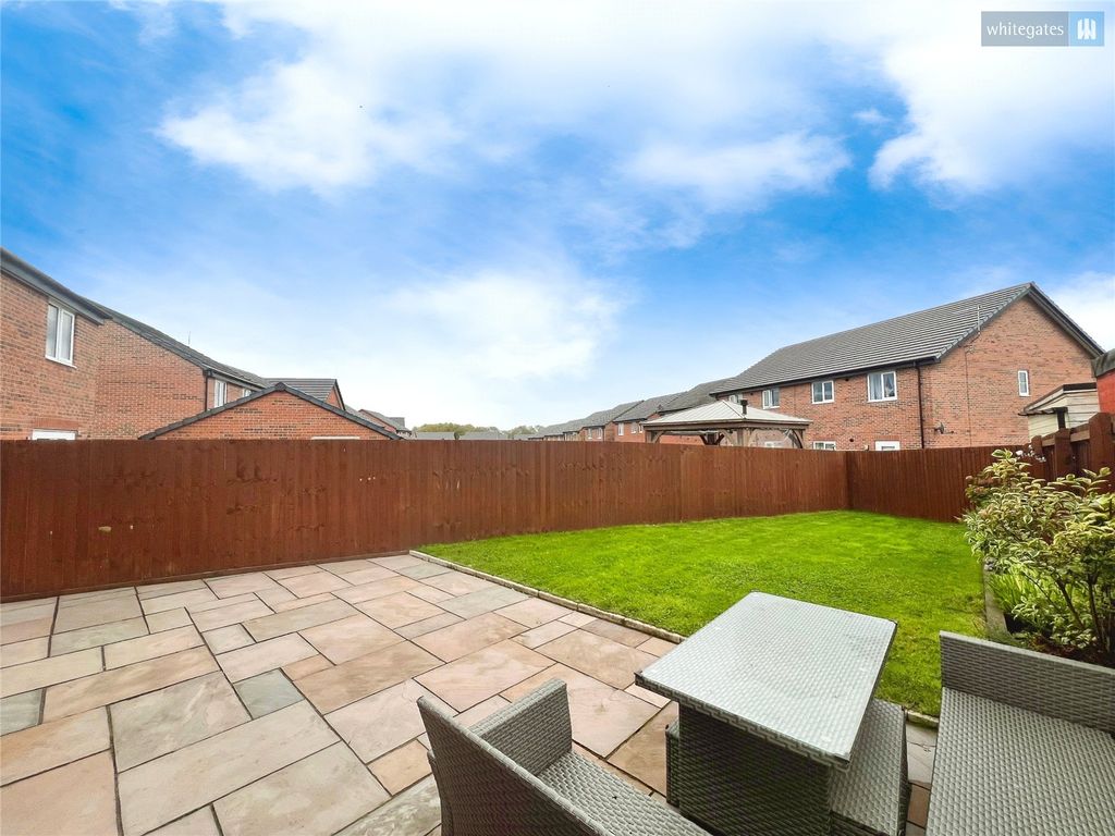 Property photo 2 of 18 Picture No. 33