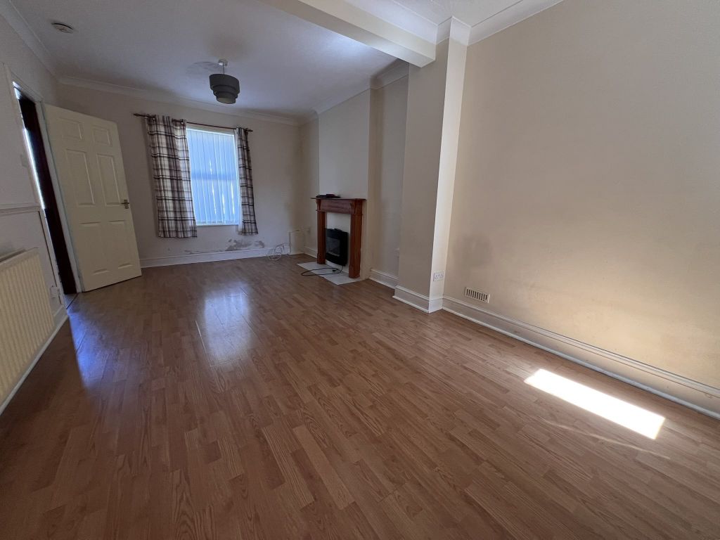 Property photo 3 of 13 Img_0282