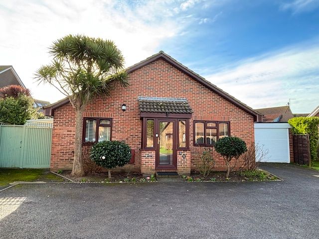 Property photo 1 of 20 Front