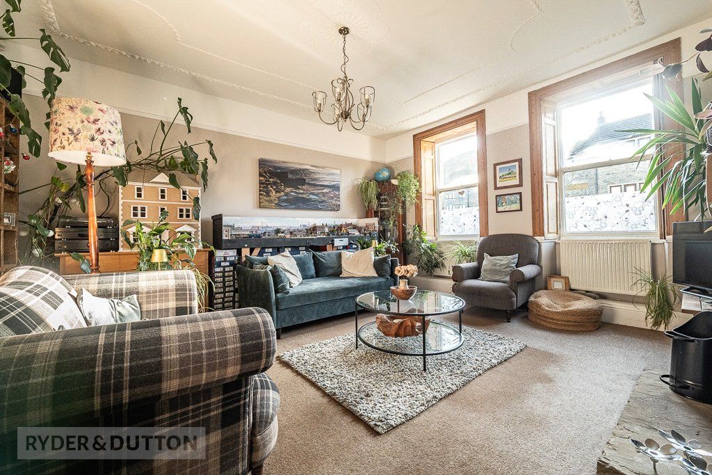 Property photo 3 of 22 Living Room