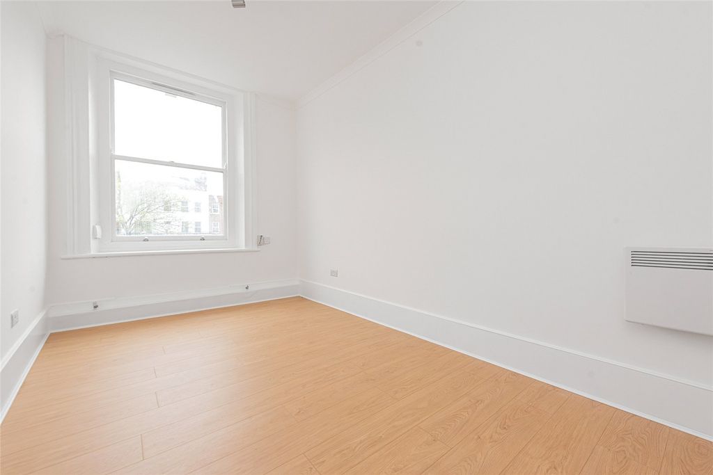 Property photo 3 of 5 Picture No. 03