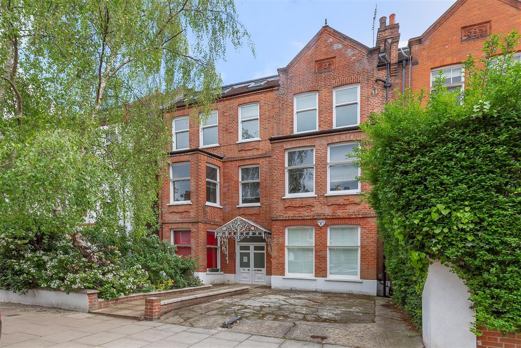 Property photo 2 of 5