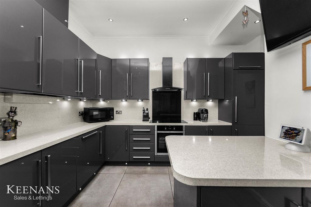 Property photo 2 of 50 10.Jpg