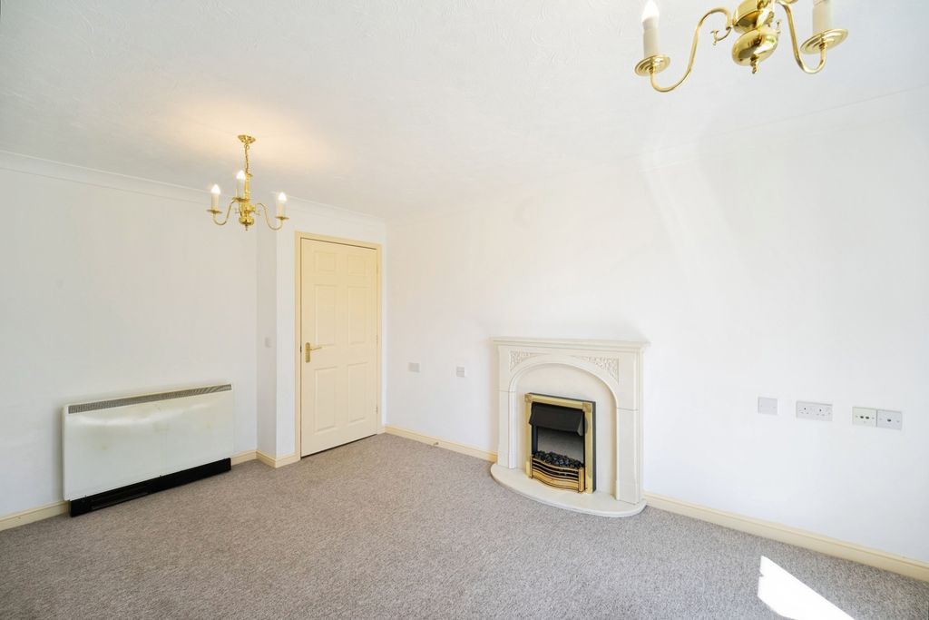 Additional image 9 of 1 bed flat for saleAire Valley Court, Bingley BD16