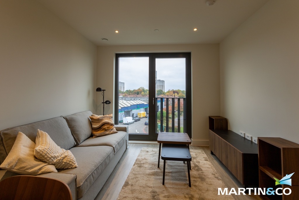 Property photo 1 of 13 Picture6