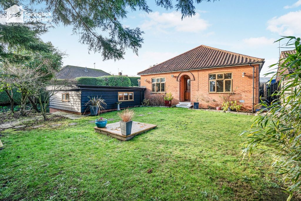 Property photo 1 of 28 Front View