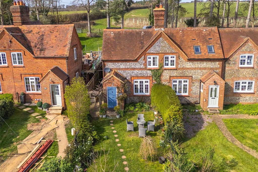 Property photo 3 of 16 Picture No. 04