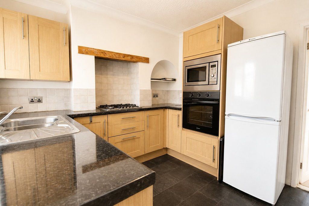 Property photo 2 of 14