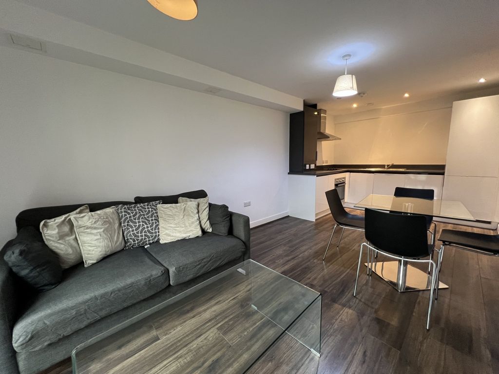 Property photo 2 of 10 Picture No. 12