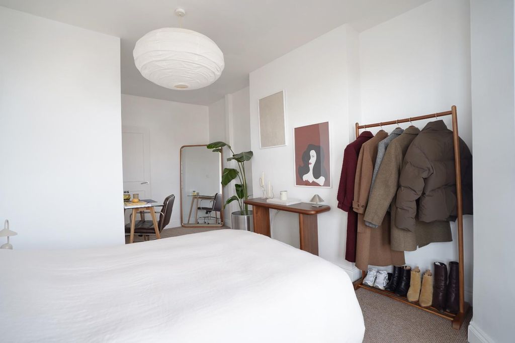 Property photo 3 of 10 2.Jpg