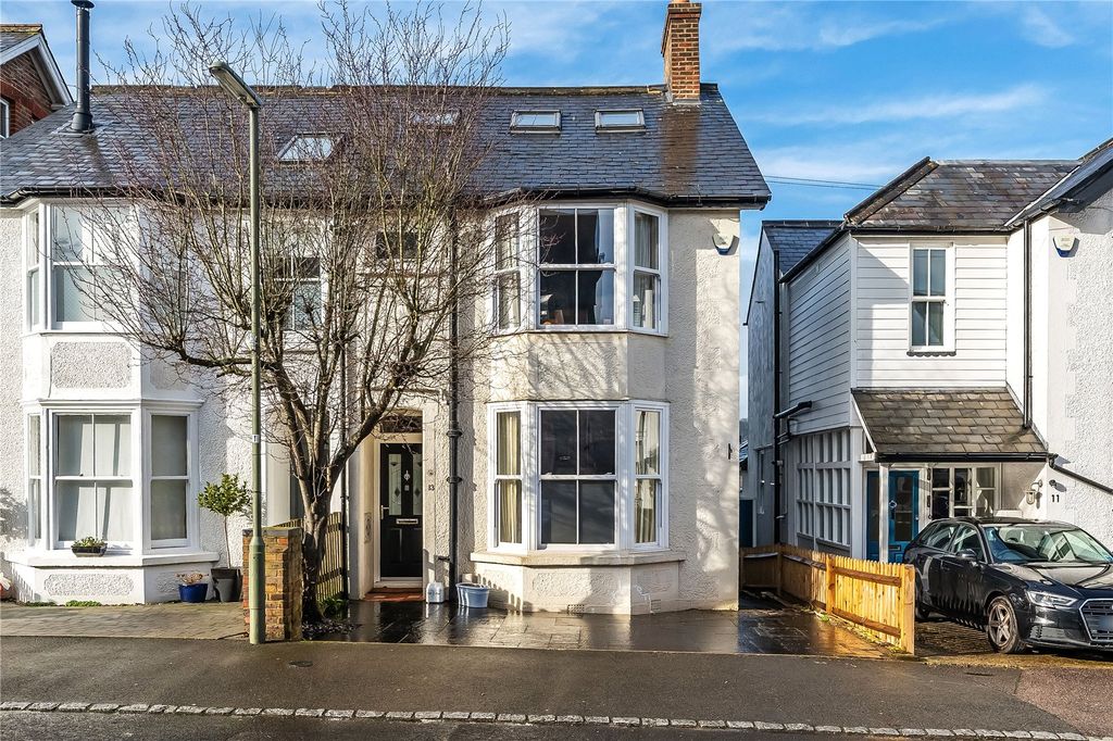 Property photo 1 of 16 Exterior