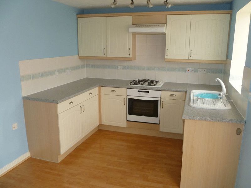 Property photo 2 of 7 Photo 1