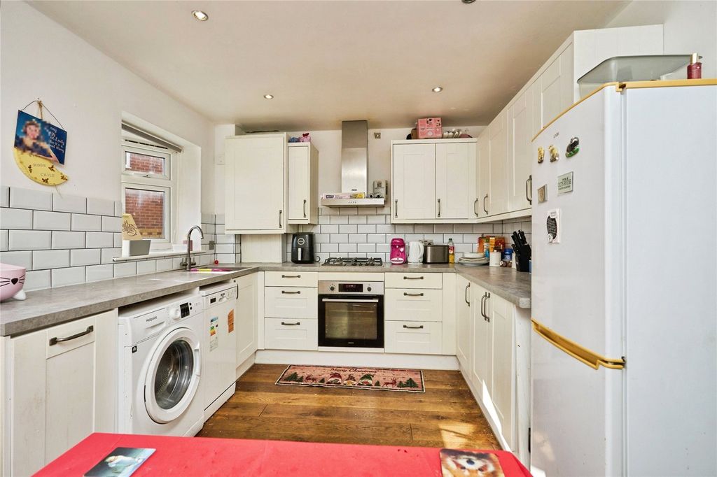 Property photo 2 of 12 Kitchen/Diner