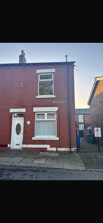 Property photo 1 of 1