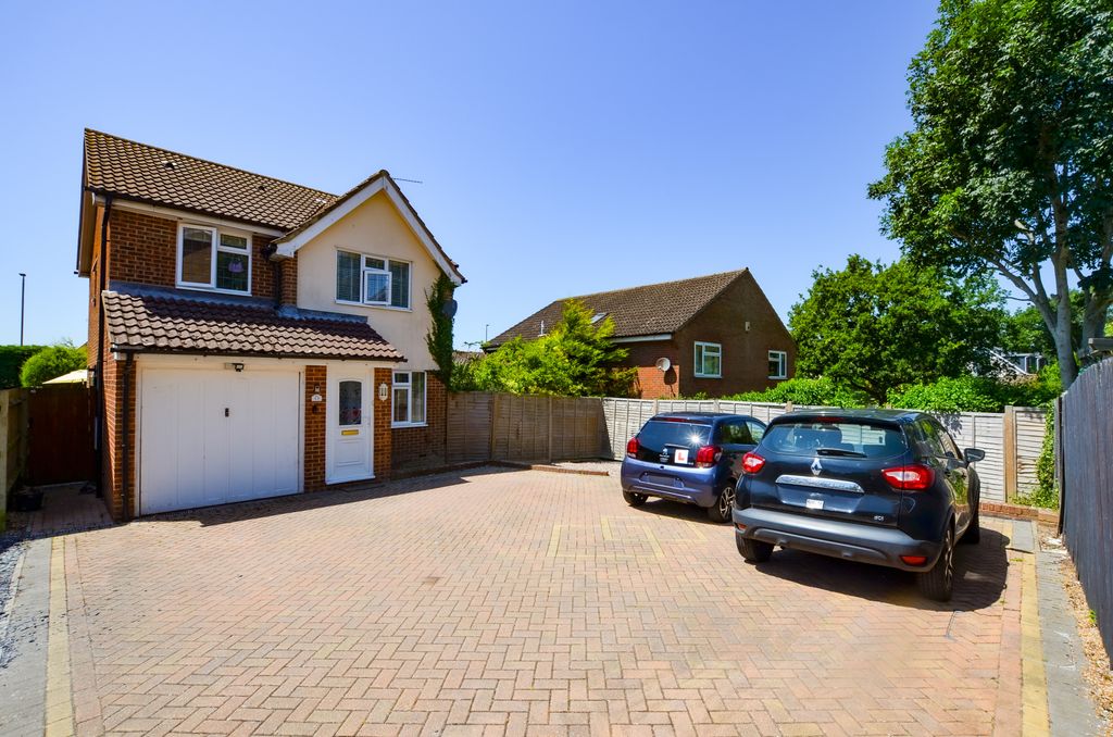 Property photo 1 of 22