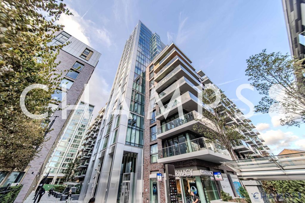 Property photo 1 of 6 2 Bed Flat To Rent Leman Street, London E1