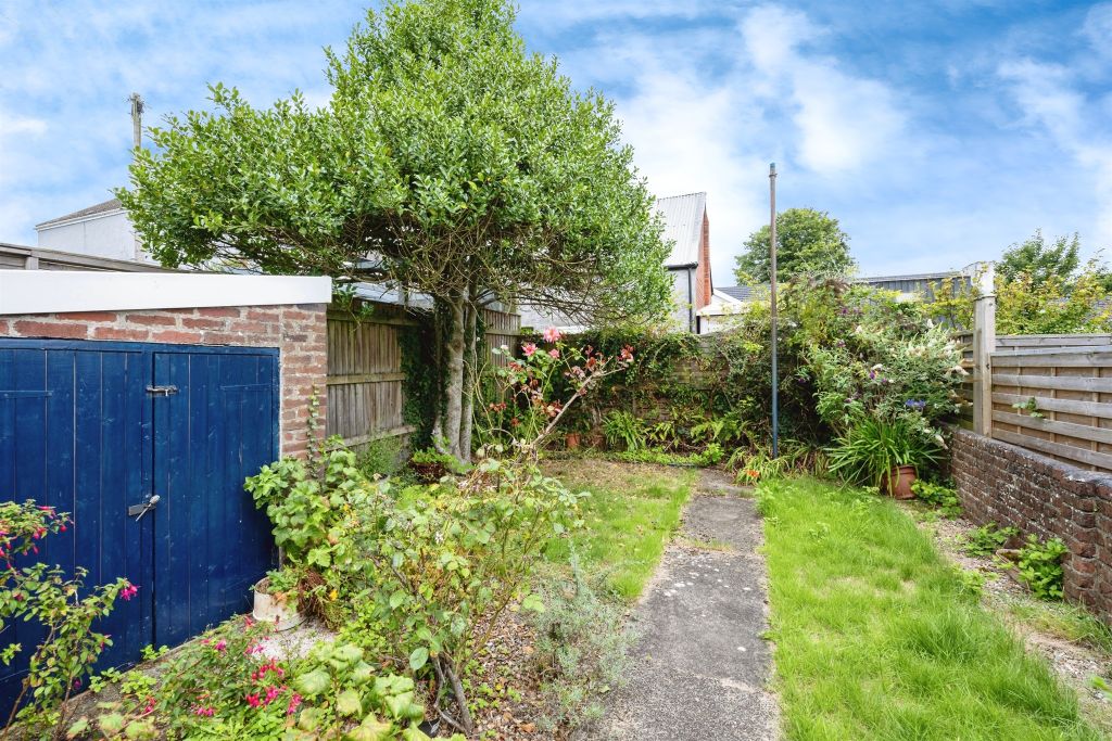 Property photo 2 of 16