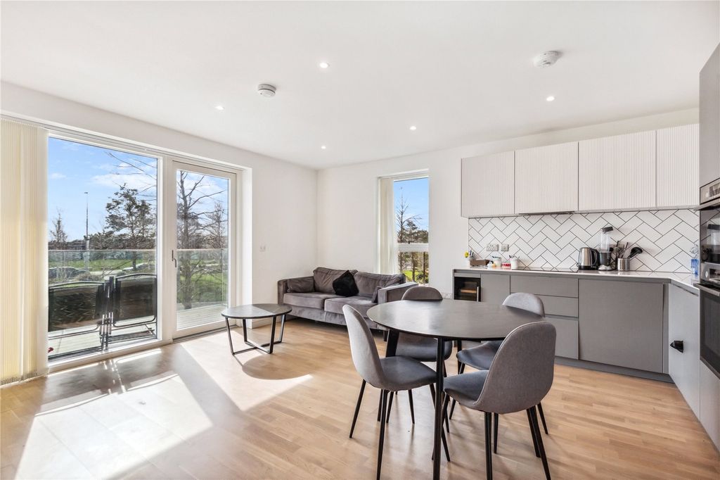 Property photo 1 of 16 Picture No. 08