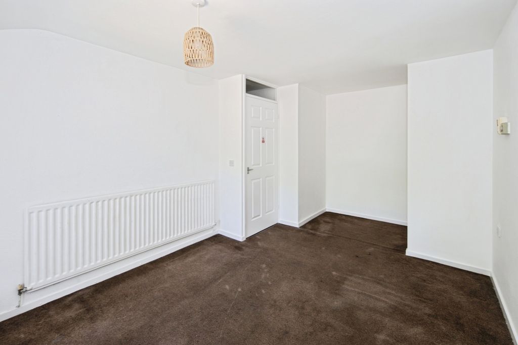Property photo 3 of 18 Pbox-Img.Jpg