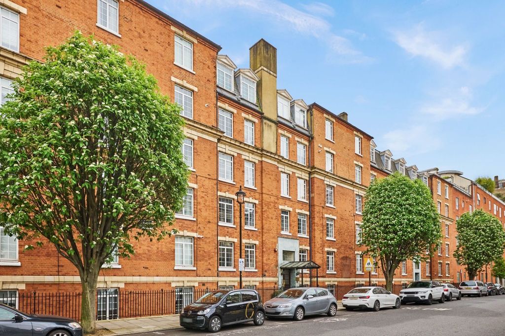 Property photo 1 of 18 Picture No. 17