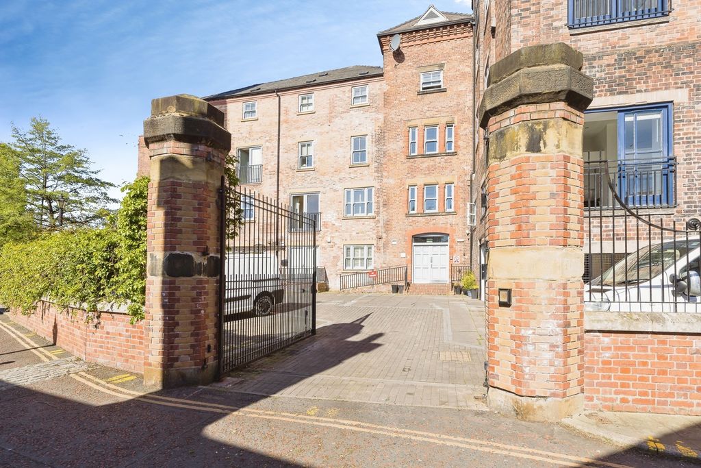 Property photo 1 of 13 Gated Entrance