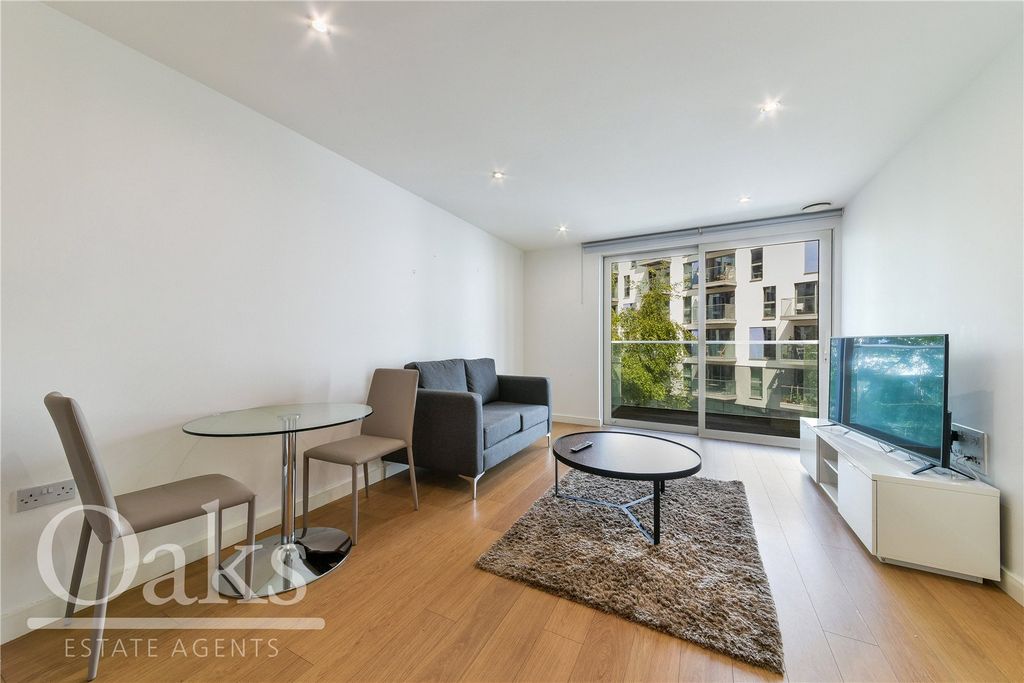 Property photo 1 of 8 Reception Room