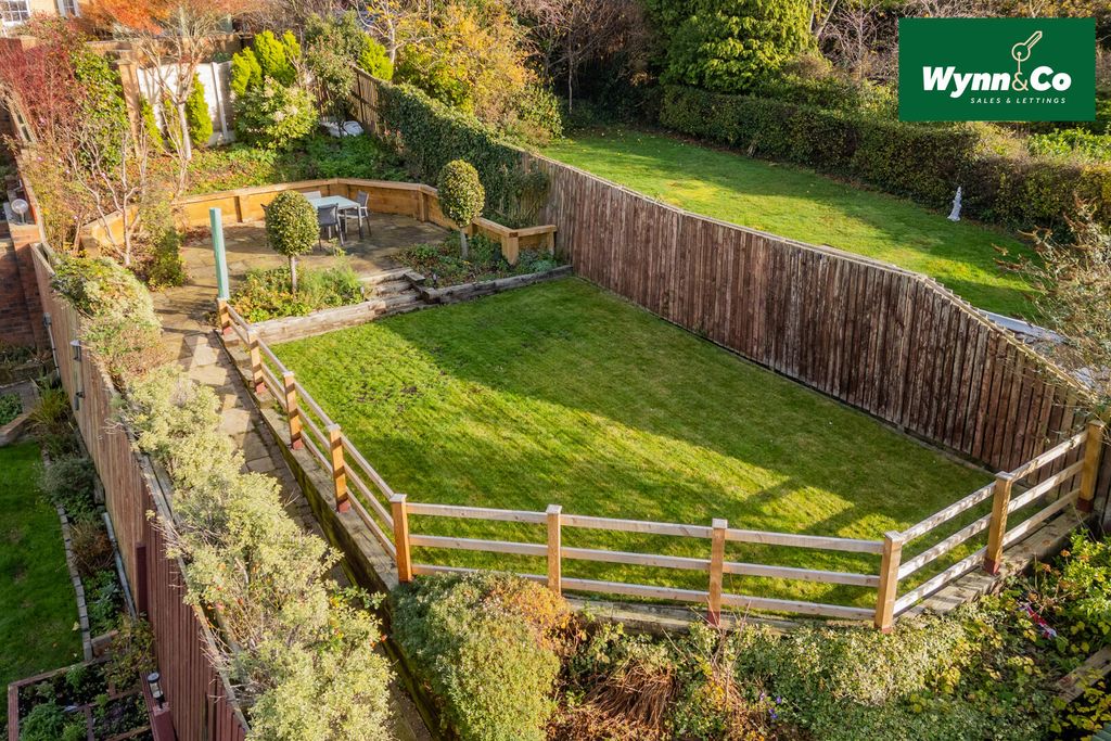 Property photo 2 of 31 Rear Garden