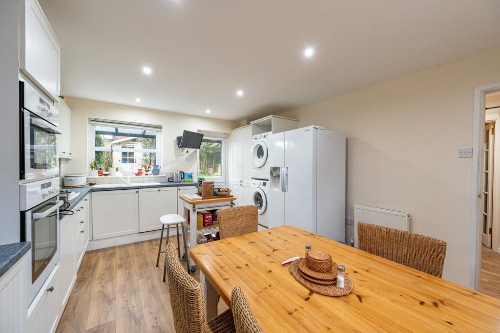 Property photo 2 of 15 Dsc_8245-Hdr.Jpg