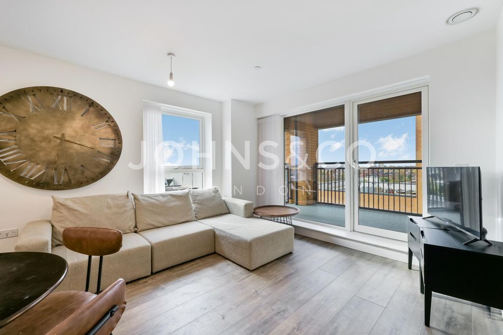 Property photo 3 of 9