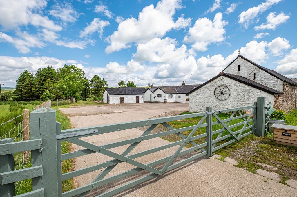 Property photo 1 of 38