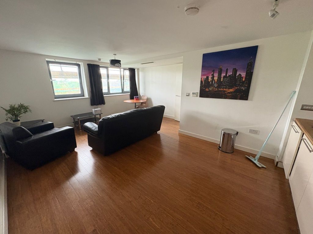 Property photo 1 of 3