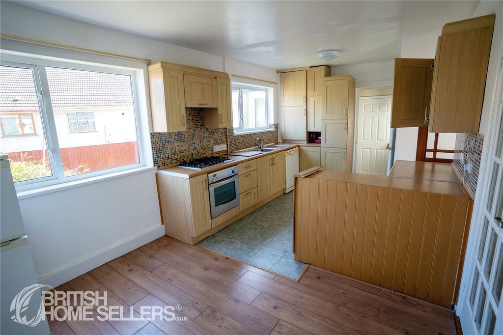 Property photo 2 of 23 Picture No. 29