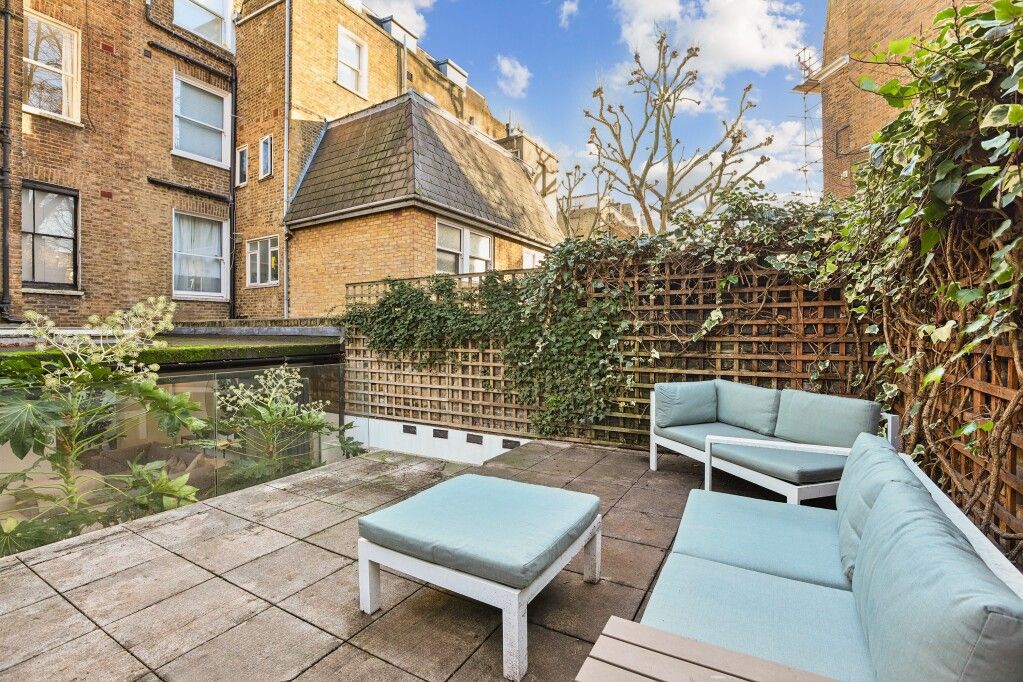 Property photo 2 of 16 Picture 2