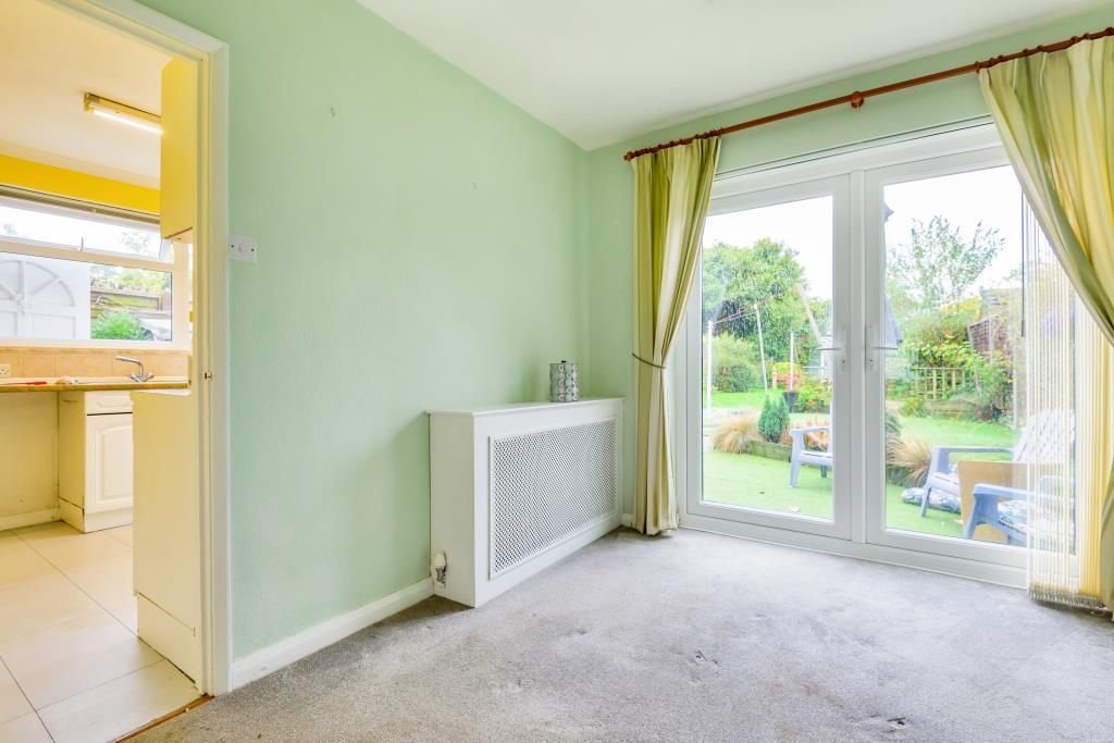 Property photo 3 of 10 Dining Area