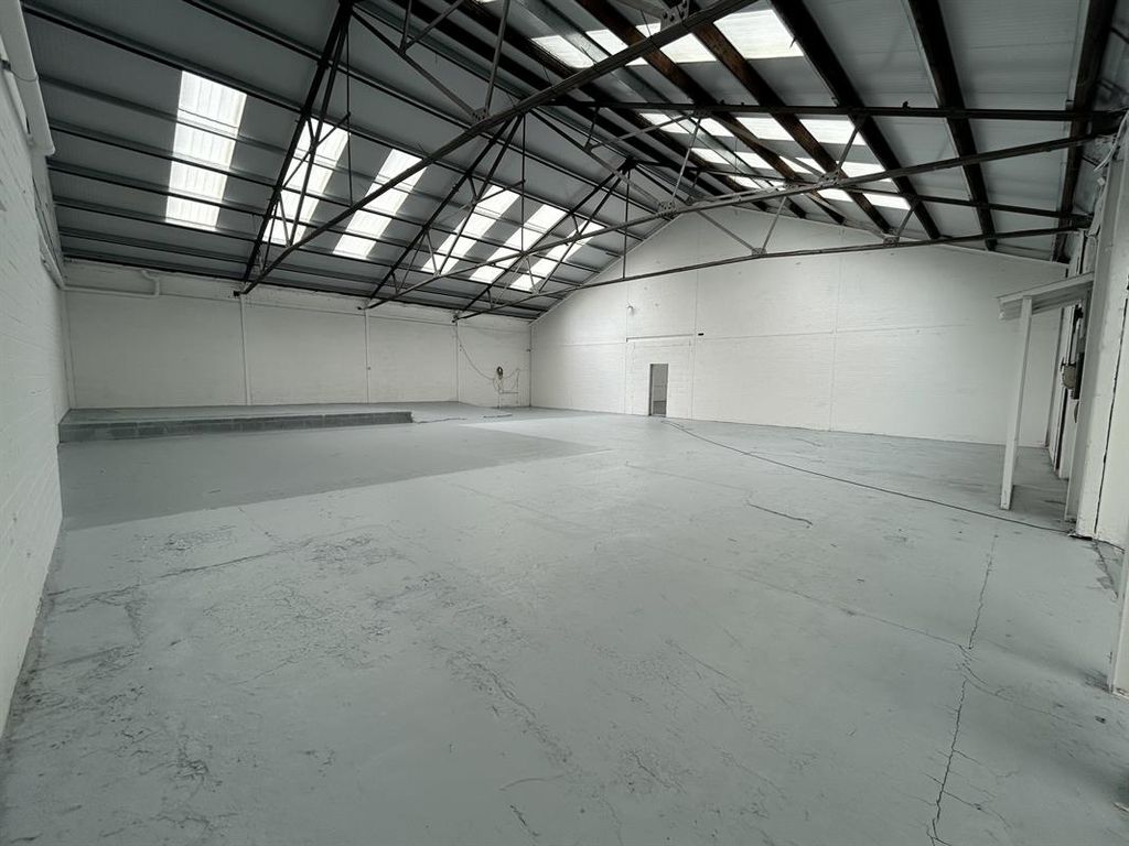 Property photo 3 of 4 Photo