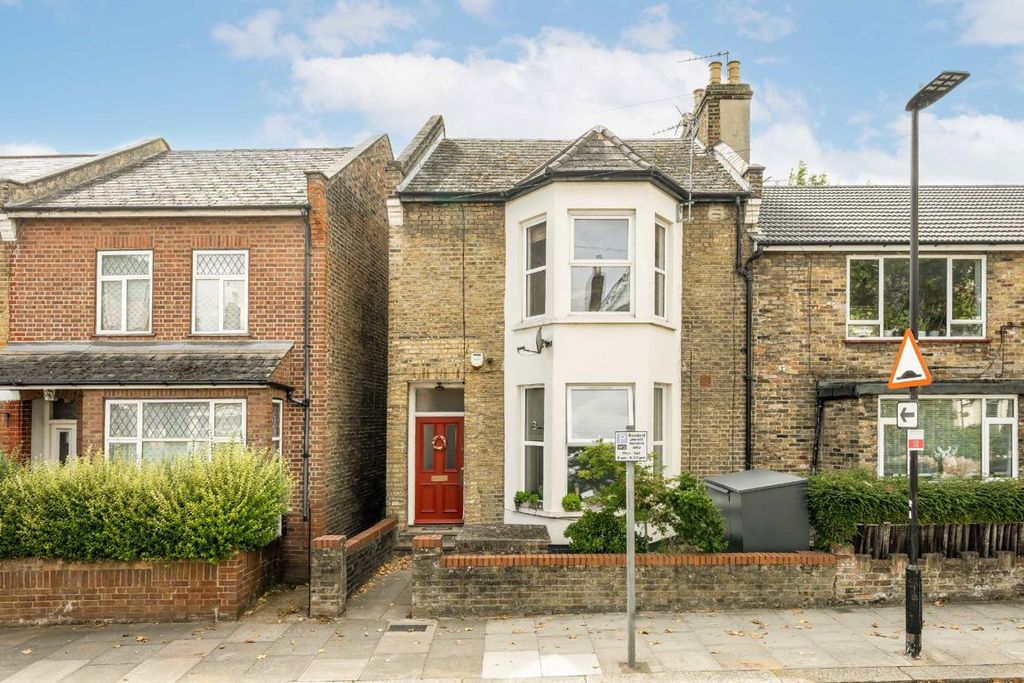 Property photo 1 of 7
