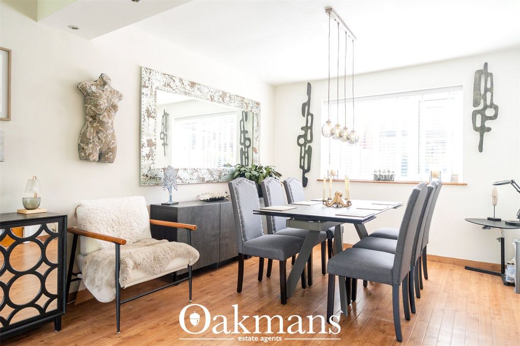 Property photo 2 of 73 Picture No. 48