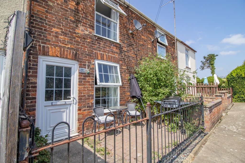 Property photo 1 of 14 5302521