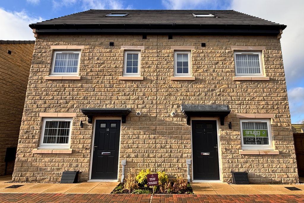 Property photo 1 of 49