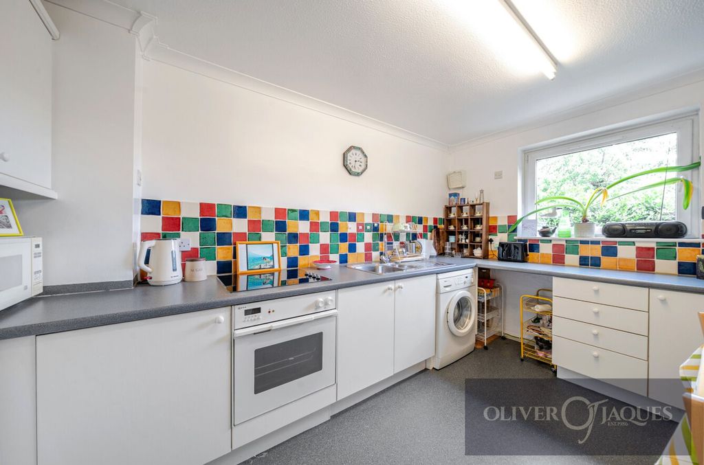 Property photo 3 of 13 Kitchen