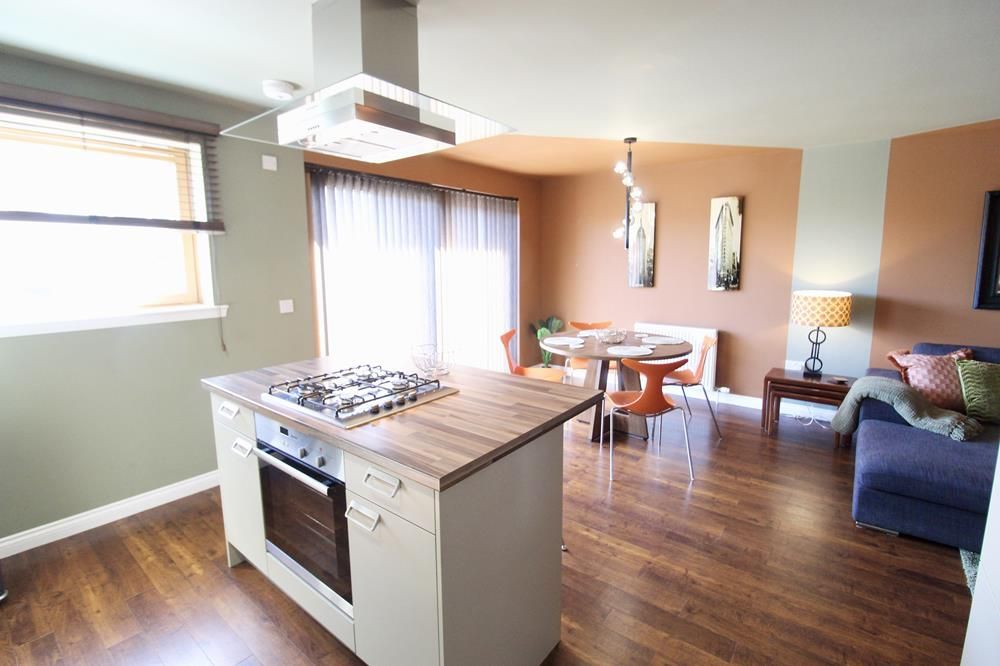 Property photo 3 of 13 Kitchen