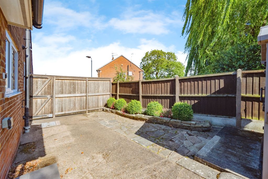 Property photo 2 of 16